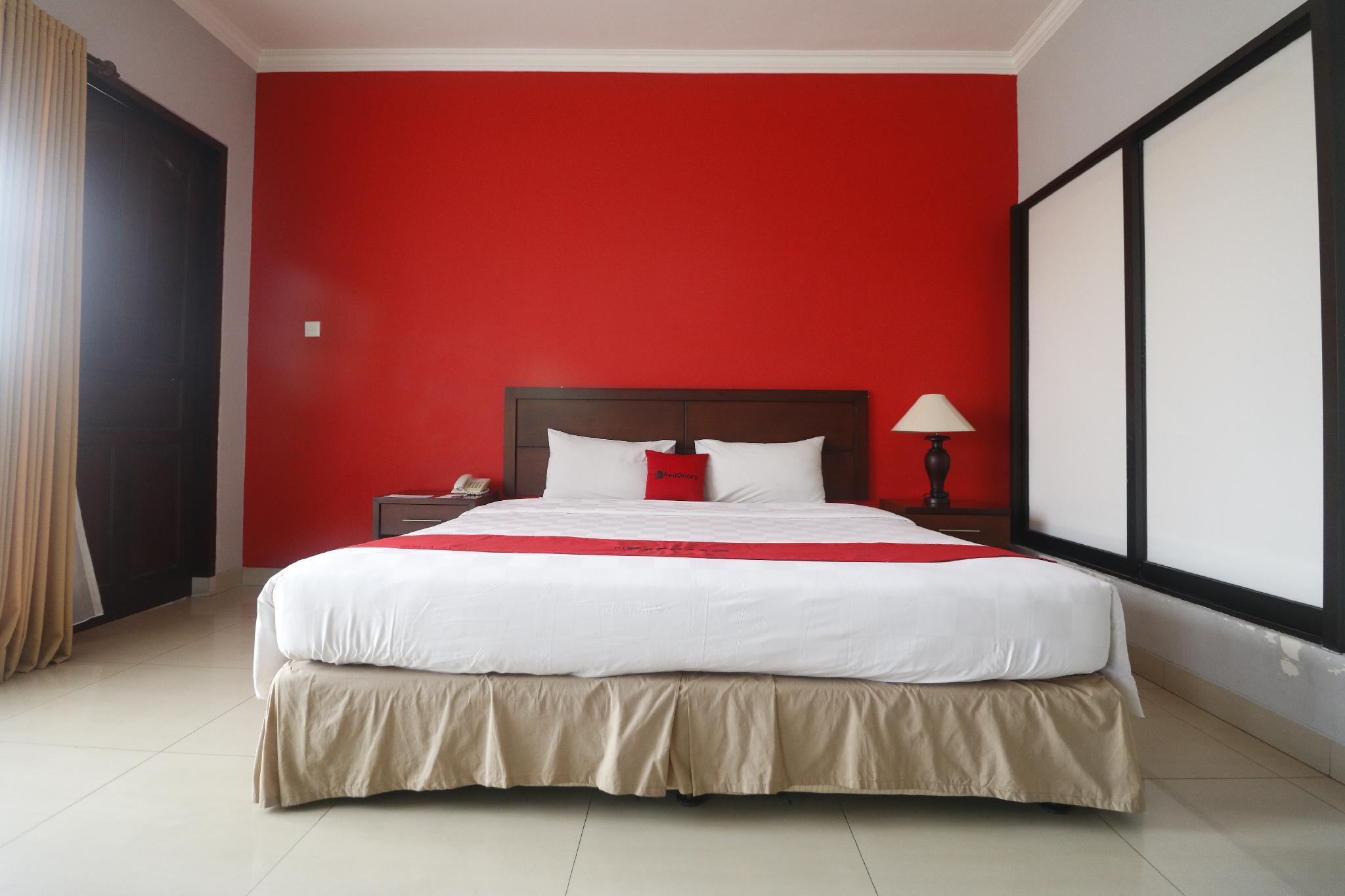 Готель Reddoorz Premium @ Bukit Damai Indah Балікпапан Екстер'єр фото