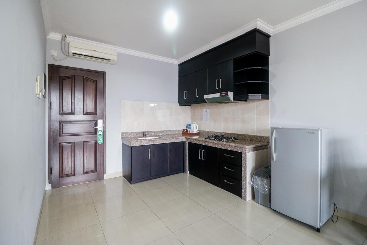 Готель Reddoorz Premium @ Bukit Damai Indah Балікпапан Екстер'єр фото